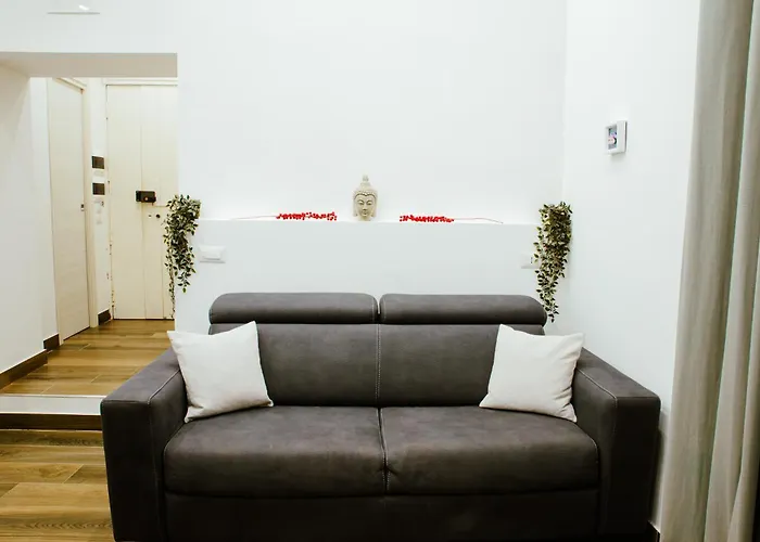 Chiaia Exclusive Apartment